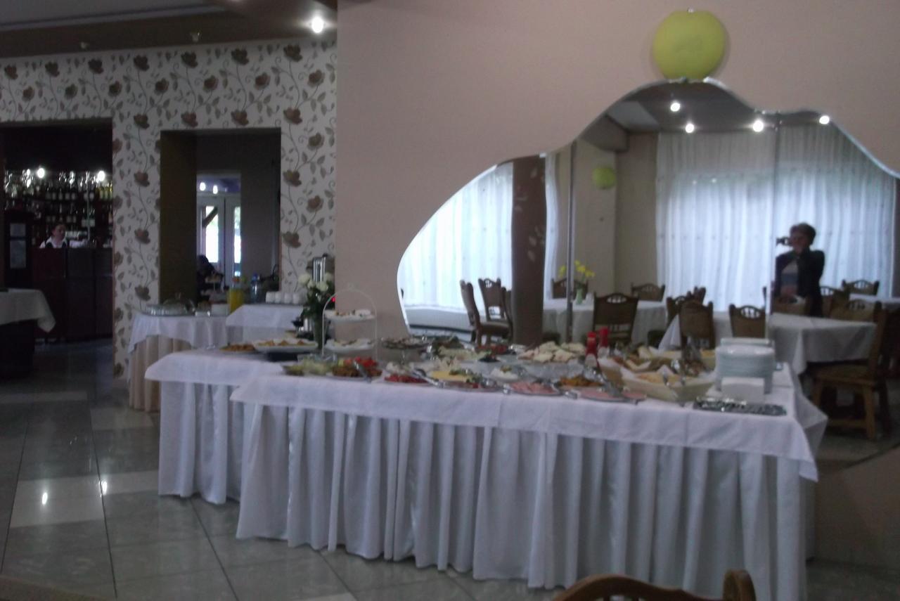 Hotel Perla Σάτου Μάρε Εξωτερικό φωτογραφία