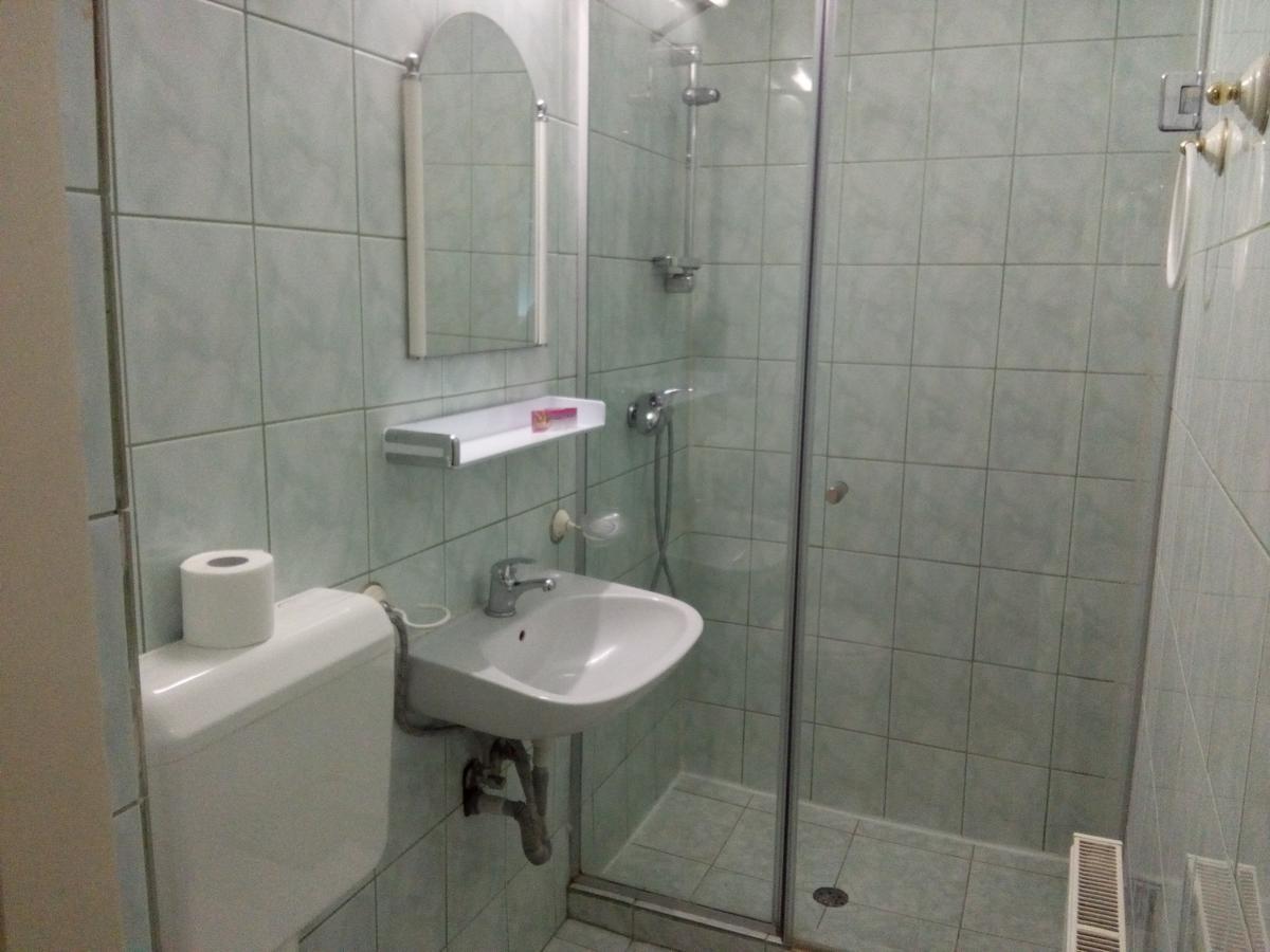 Hotel Perla Σάτου Μάρε Εξωτερικό φωτογραφία